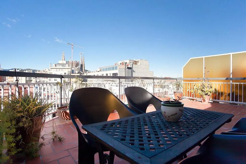 Appartement Aparteasy - Atic Sagrada Familia à Barcelone